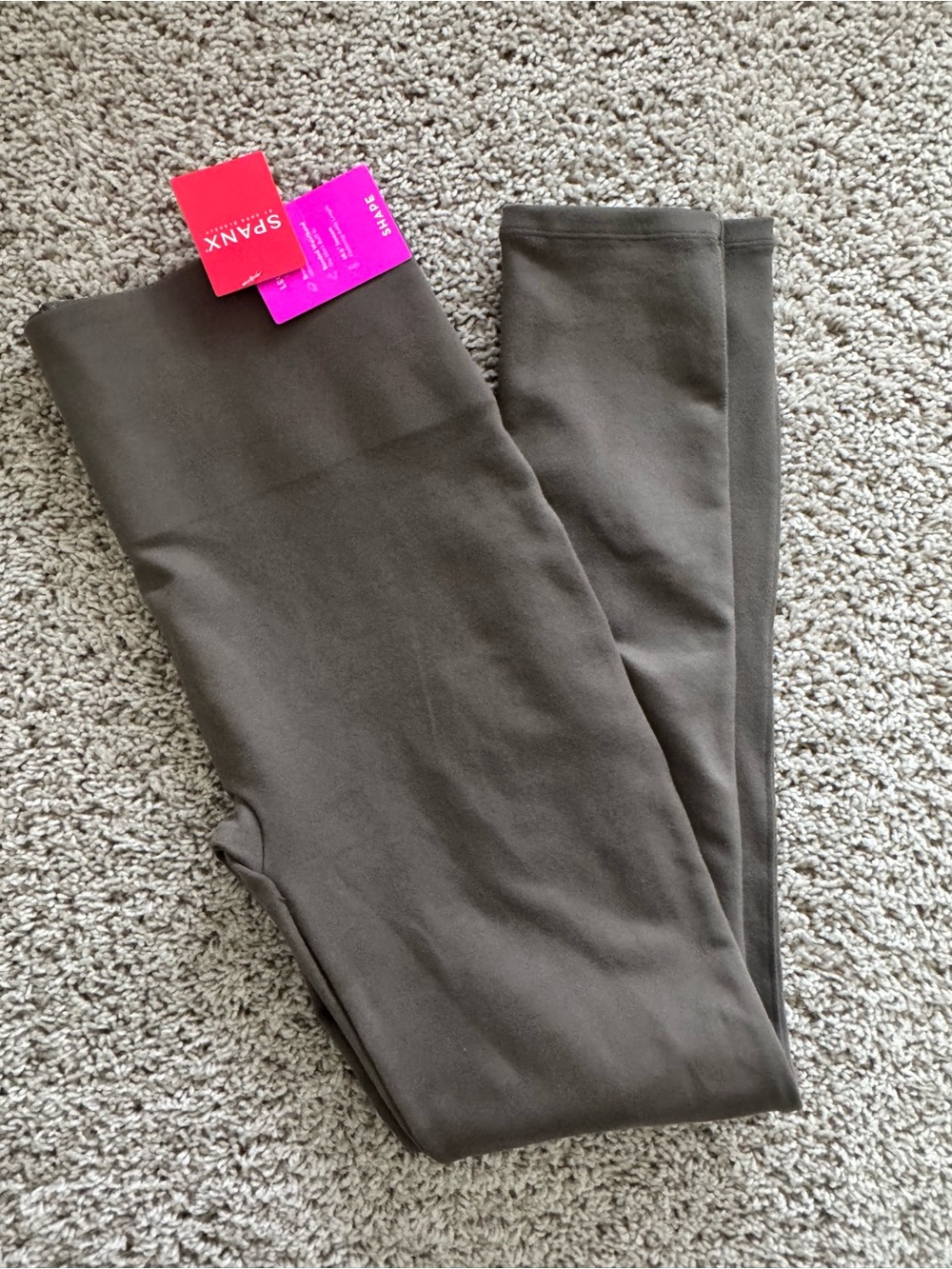 SPANX Essential Leggings